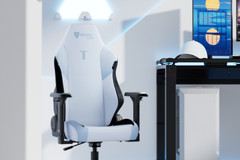 A Frost Blue , Signature edition, Secretlab TITAN Evo gaming chair in a bedroom