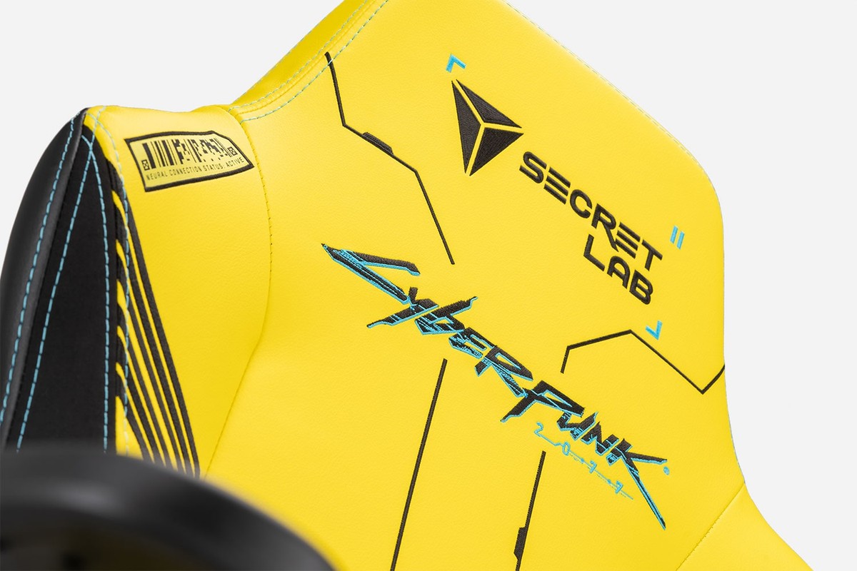 Another front view on headrest of Secretlab TITAN Cyberpunk 2077 edition gaming chair