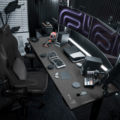 Product setup photo of Secretlab TITAN Evo in NEO™ Hybrid Leatherette and MAGNUS Pro Lamborghini