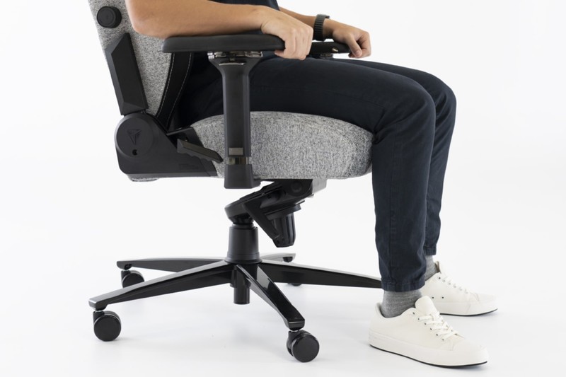 Is secret lab online chair ergonomic